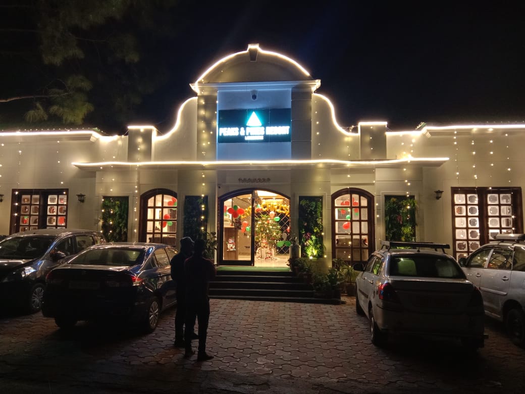 Peaks And Pines Resort