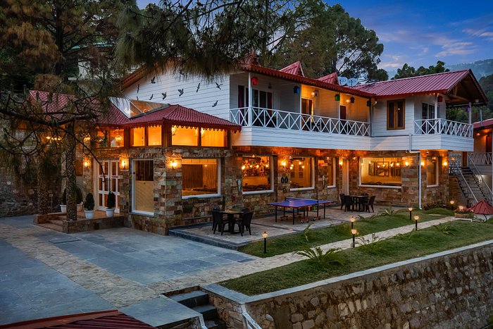 The Natures Green - A Luxury Resort in Bhimtal