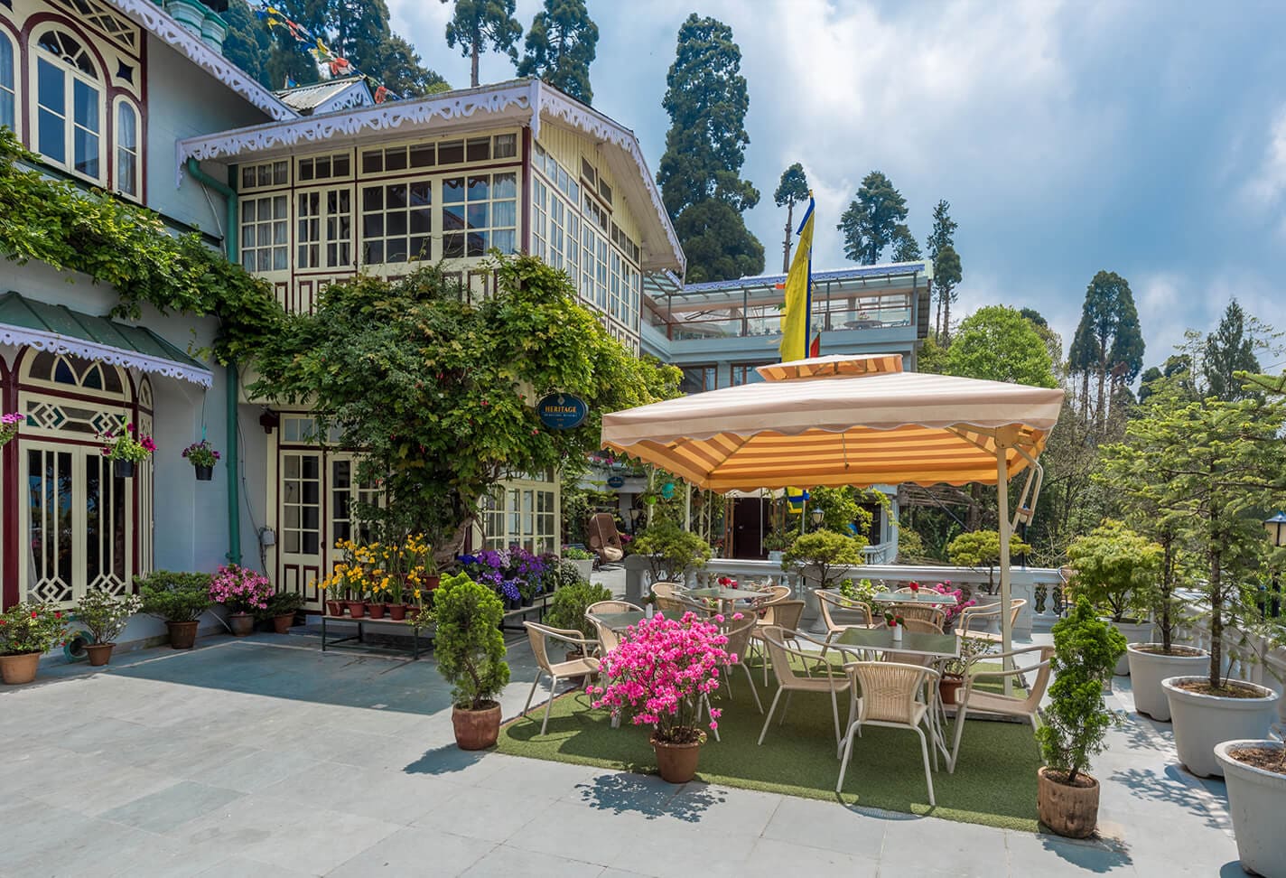 Udaan Dekeling Resort